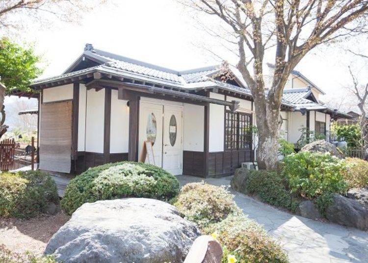 You would never know that this Japanese-style building houses a bakery.
