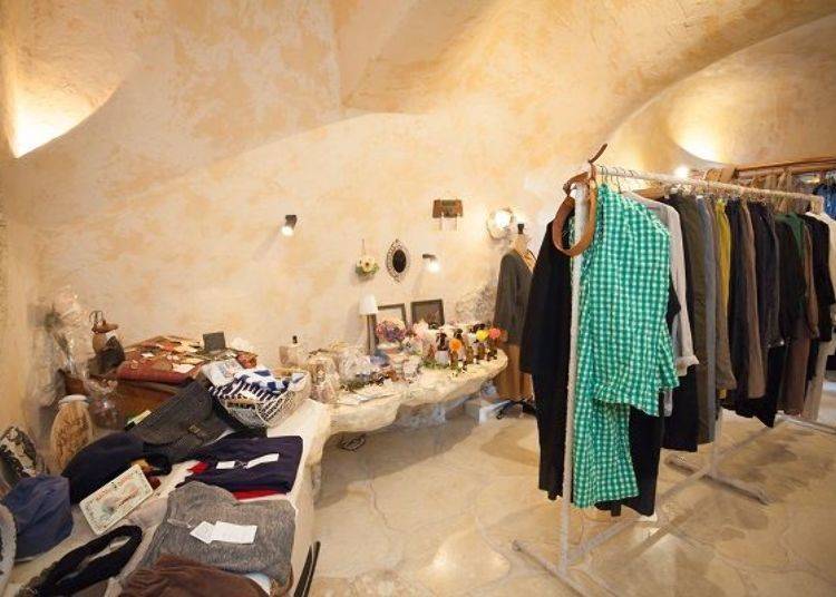 Yet another shop space boasts stylish apparel that is all about feeling comfortable.