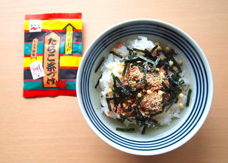 Pour some hot water over the furikake rice bowl and enjoy a savory broth. (Nagatanien, 188 yen excluding tax)