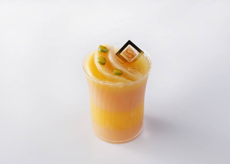 Gelée Pêches, one glass for 540 yen (tax included) at Shiseido Parlour / Tokyo Station