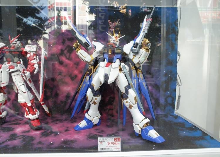 Popular Models & Figurines #2: 1/60 ZGMF-X20A Strike Freedom Gundam (18,980 yen)