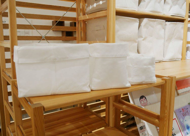 Adjustable Cloth Storage Bins, 690 to 990 yen