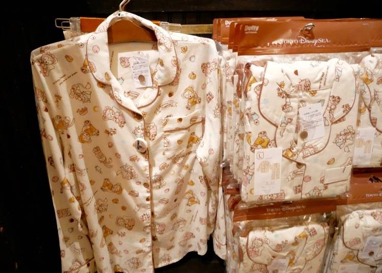 睡衣派對系列純棉睡衣組（含睡衣、睡褲）價格：4900日圓