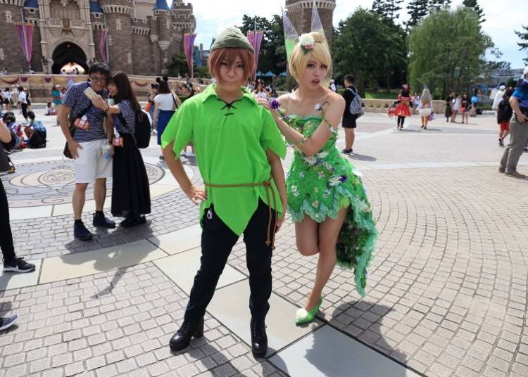 Turning into Peter Pan and Tinkerbell! Meet Yu and Ogawa, Two Close Friends Cosplaying