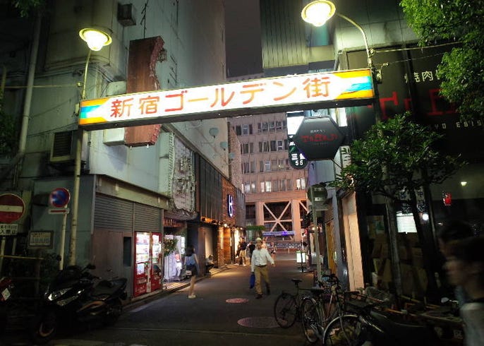 新宿ゴールデン街で本当におすすめのお店はここ ディープな魅力が詰まった人気店 Live Japan 日本の旅行 観光 体験ガイド