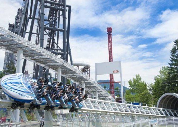 Do-Dodonpa stands unique with a speed of 180km/h! (single ticket: 2,000 yen)