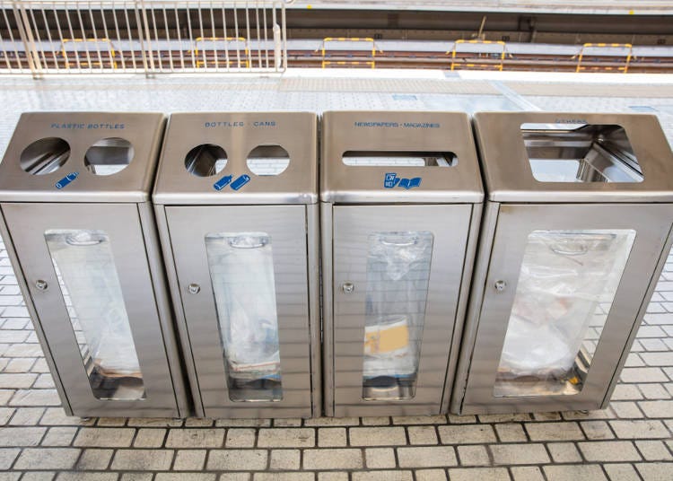 Don&rsquo;t Bring Outside Food or Trash Into the Restaurant