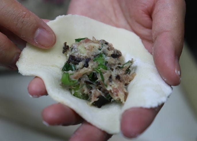 中国人なら100円ショップ調達材料でも本格水餃子は作れるのか 本場の味を知る中国人女性が挑戦 Live Japan 日本の旅行 観光 体験ガイド