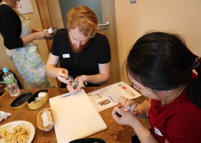 キャラクター弁当が簡単に作れる 初心者向け料理教室に行ってみた Live Japan 日本の旅行 観光 体験ガイド