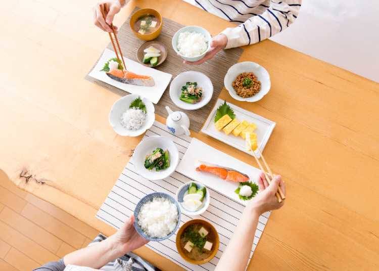 1. 음식을 나눠먹지 않는 남친에 당황!!
