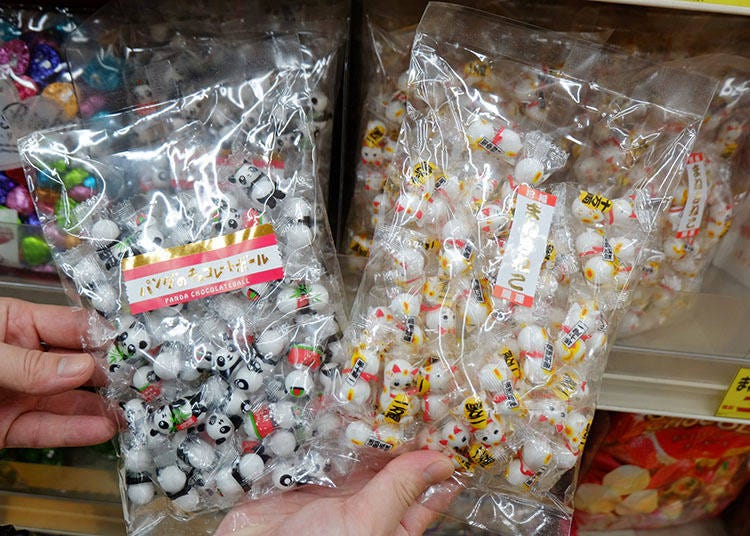 熊貓巧克力糖果(パンダチョコレートボール 170g / 招財貓巧克力糖果球(まねきねこチョコレートボール) 180g 參考售價 467日圓(未含稅)