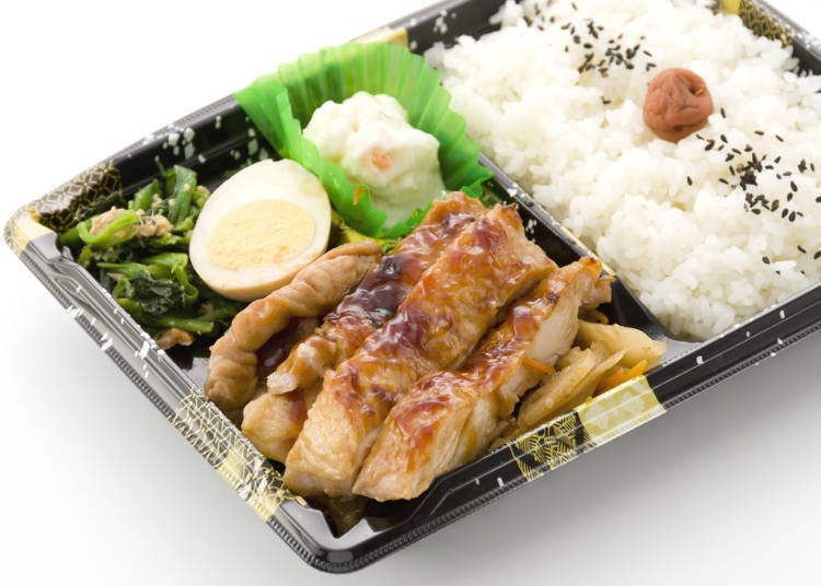 Discounted "Bento (Lunchbox)" or "Deli Food" are especially popular with men!