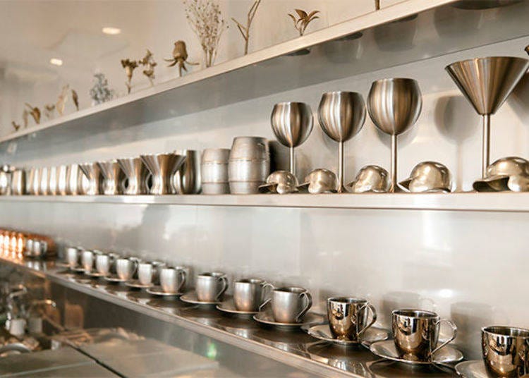 Everything you see is made out of metal. Have your coffee from a stainless-steel cup!