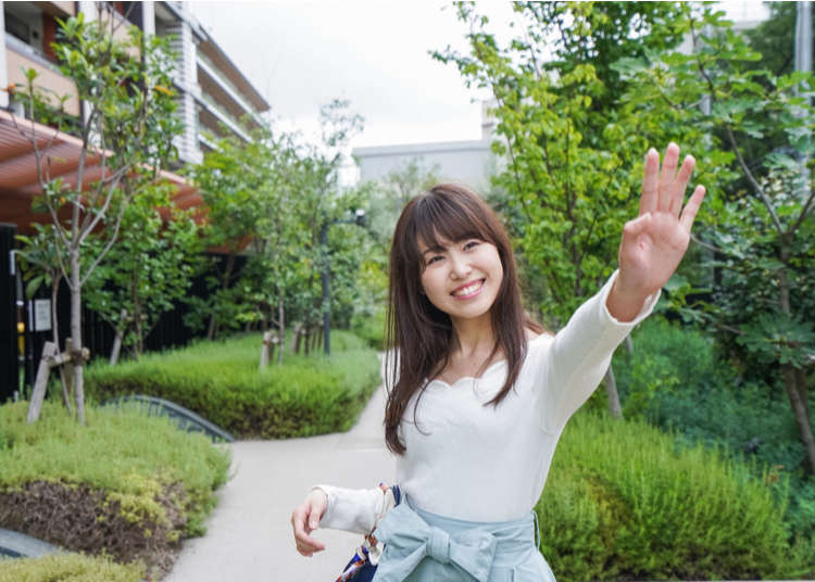 That means 'come here'?! Quirky Japanese gestures decoded