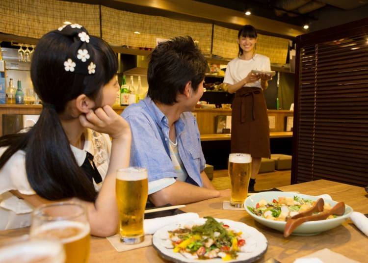 5. 일본에 비해 한국의 가게 점원들이 더 사교적인 편