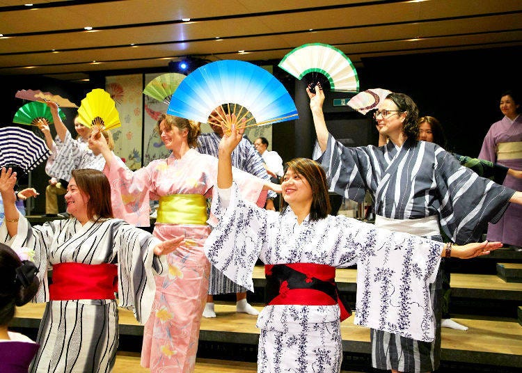 Traditional Culture Experience Programs for Foreign Visitors: Japanese Dance Workshop