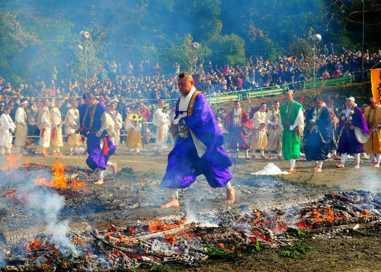 高尾山 火渡り祭