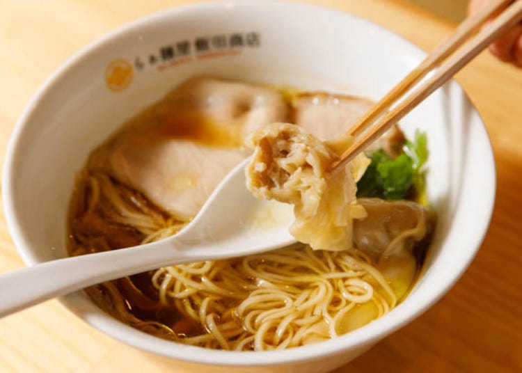 ▲ The two types of wonton featuring Kinkaton pork and Sansui chicken have an enjoyable texture.