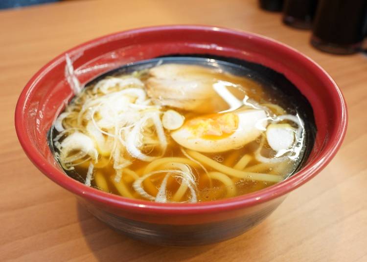 おすすめサイドメニュー①専門店並みの味！こだわりがつまった「魚介醤油ラーメン」！