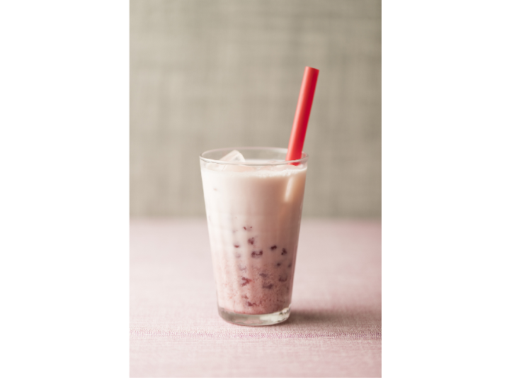 "Tapioca Strawberry Milk" Price: 450 yen