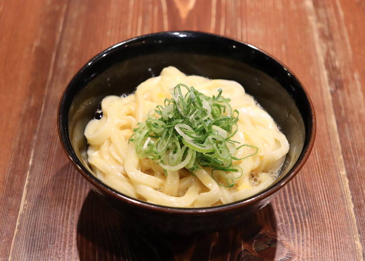 「釜玉烏龍麵」（かまたま）小360日圓、大460日圓（不含稅）