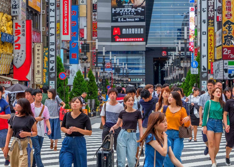 新宿：每個地區都擁有各式各樣的面貌，是世界屈指可數的繁華商圈