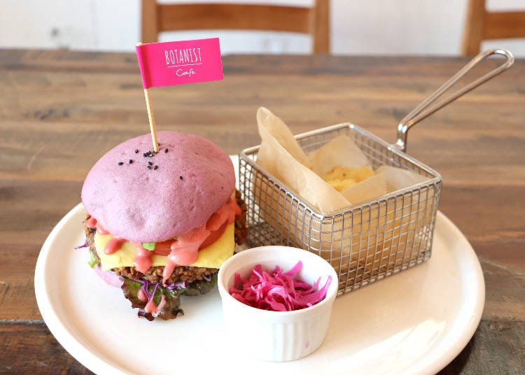 「サクラバーガー（ドリンク付き）」1,400円（税別）
