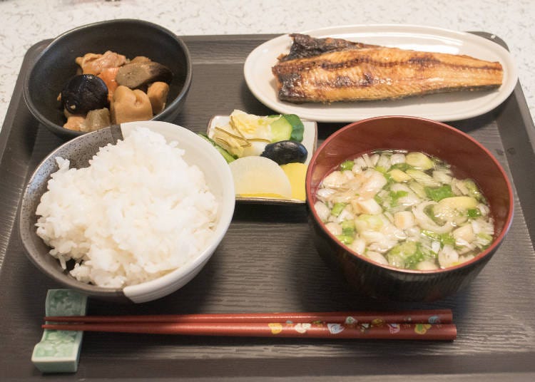 全部可在便利商店解決 利用日本便利商店自創日式定食套餐 Live Japan 日本旅遊 文化體驗導覽