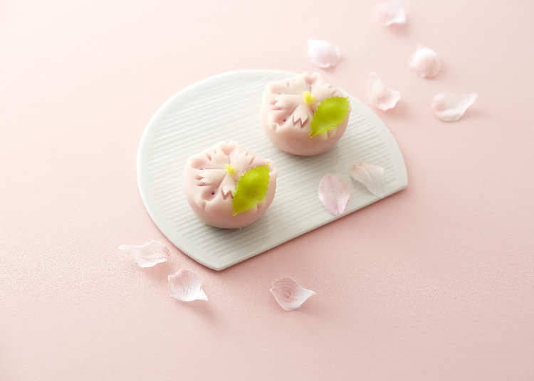 "Sakura Namagashi" for 378 yen per piece (tax included) *Tobu marketing image