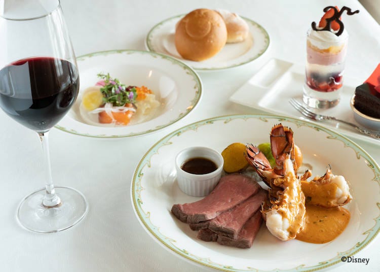 Time-limited special course. (Shown is the 35th Anniversary special set limited to the first part of the year; it is no longer offered.)