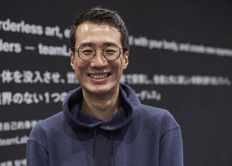 Our insider guide is Takashi Kudo, who knows teamLab Borderless inside and out
