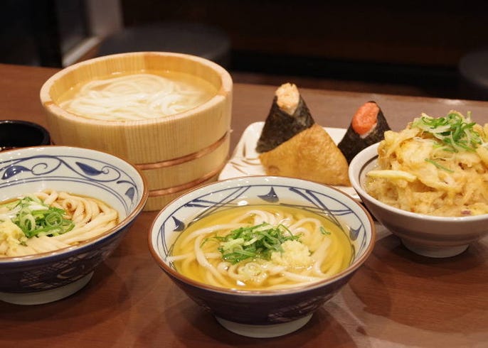 海外限定メニューもスゴイ 丸亀製麺 に人気のメニュー 裏アレンジを聞いてみた Live Japan 日本の旅行 観光 体験ガイド