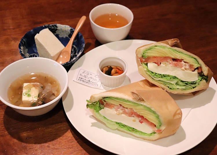 「アボカドサラダのヘルシー豆腐サンド」ランチセット1,200円（税込）