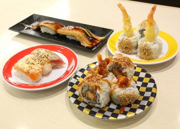 也有在內側卷入海苔的壽司，主打客群是很少看過黑色食物的外國人