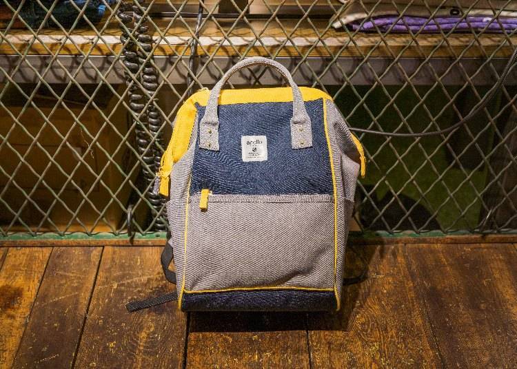 ▲Anello Grande Hinge Clasp Backpack (4500 yen, tax excluded)