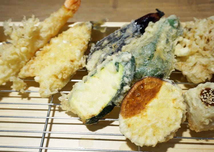 Chef’s Selection Assorted Tempura Platter (8 kinds) ¥1380 (tax not included)