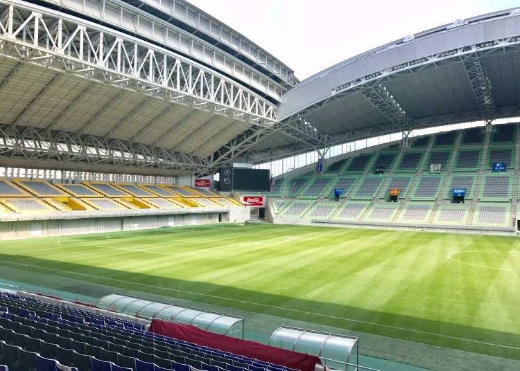 Kobe City Misaki Park Stadium: Watch matches without worrying about the weather