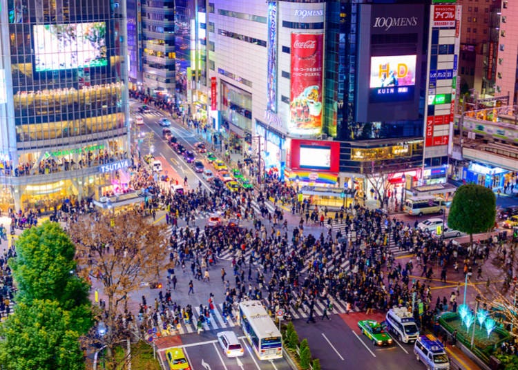 1. Shibuya Scramble Crossing: The busiest crossing in the world