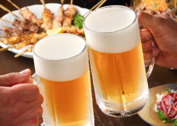 สามารถอร่อยกับเครื่องดื่มแอลกอฮอล์และอาหารได้ง่ายๆ! ด้วยภาษาญี่ปุ่นที่ใช้บ่อยๆ ในร้าน “อิซากายะ” สถานที่ที่ควรไปเมื่อมาเที่ยวประเทศญี่ปุ่น