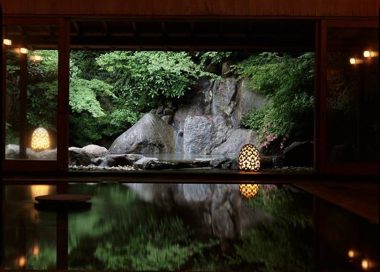 拥有美丽日式建筑与露天温泉，让你能度过奢华时光的「强罗花坛」
