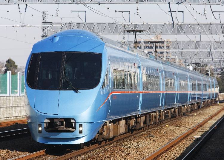 地下鉄にも乗り入れているMSE(60000形)