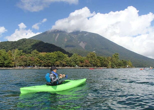 Kayak Around Lake Chuzenji: Place of Beautiful Spring and Fall Foliage