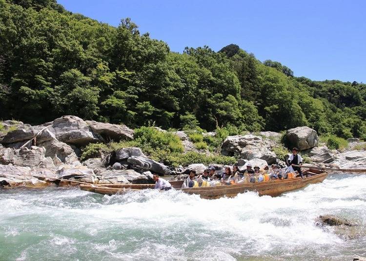 치치부 여름 여행 : 거친 파도를 다이나믹하게 체험. '나가토로 라인쿠다리’