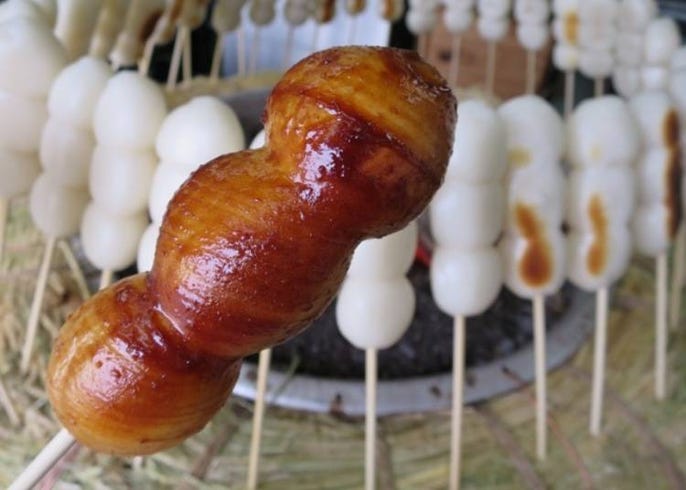 高尾山の食べ歩きグルメおすすめ5選 名物 天狗焼 やチーズタルトなどのスイーツも Live Japan 日本の旅行 観光 体験ガイド