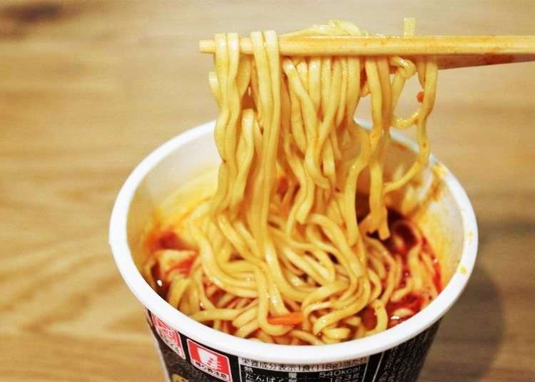 年間350杯食すラーメンマニアが激オシ！名店コラボのカップ麺4選【チョイ足しアレンジ付き】