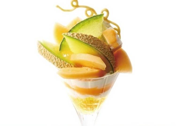 "Muskmelon and Cantaloupe Parfait" - 1,728 yen