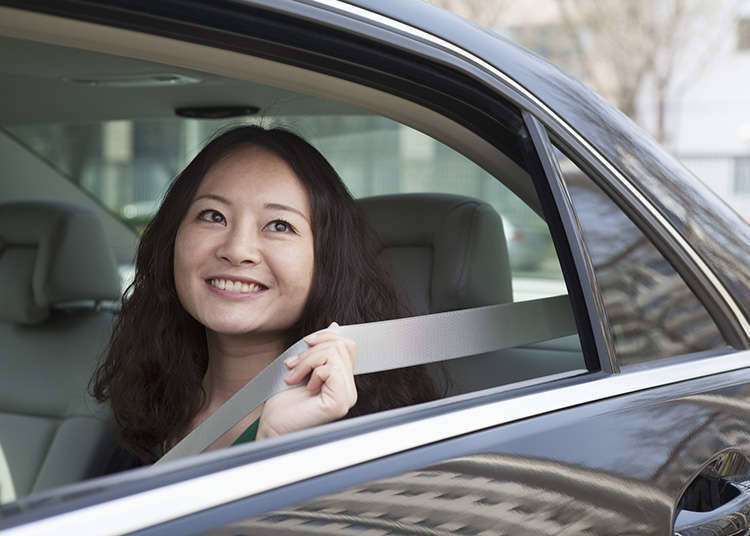 連計程車都很貼心，居然會自己開關門！