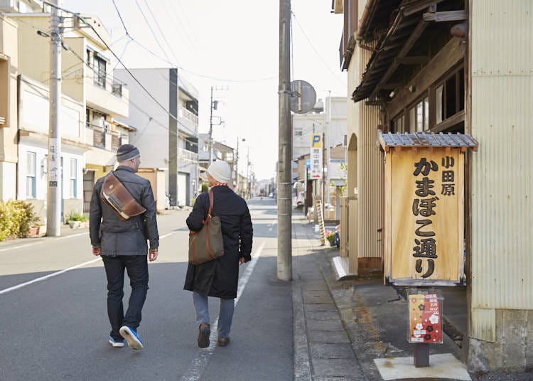 Strolling around Odawara, from Kamaboko-dori to the seaside, the path to the Sendo Koji Ryugu Shrine