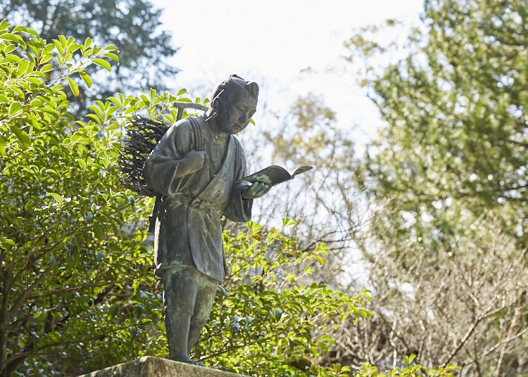 Sontoku Ninomiya, patron of the Hotoku Ninomiya Shrine: Learn the ways of Shinto through a foreign guide