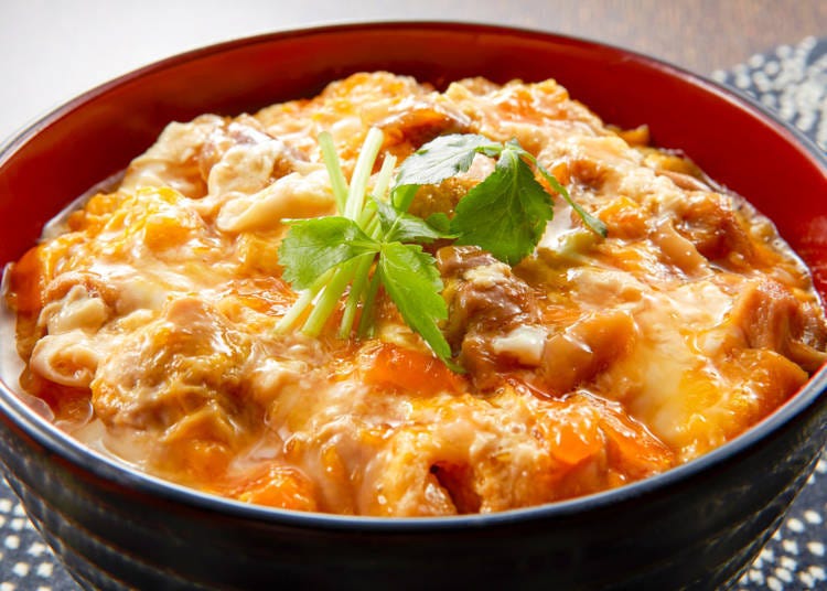 Oyakodon - Scrumptious simmered chicken and rice bowl with egg over top